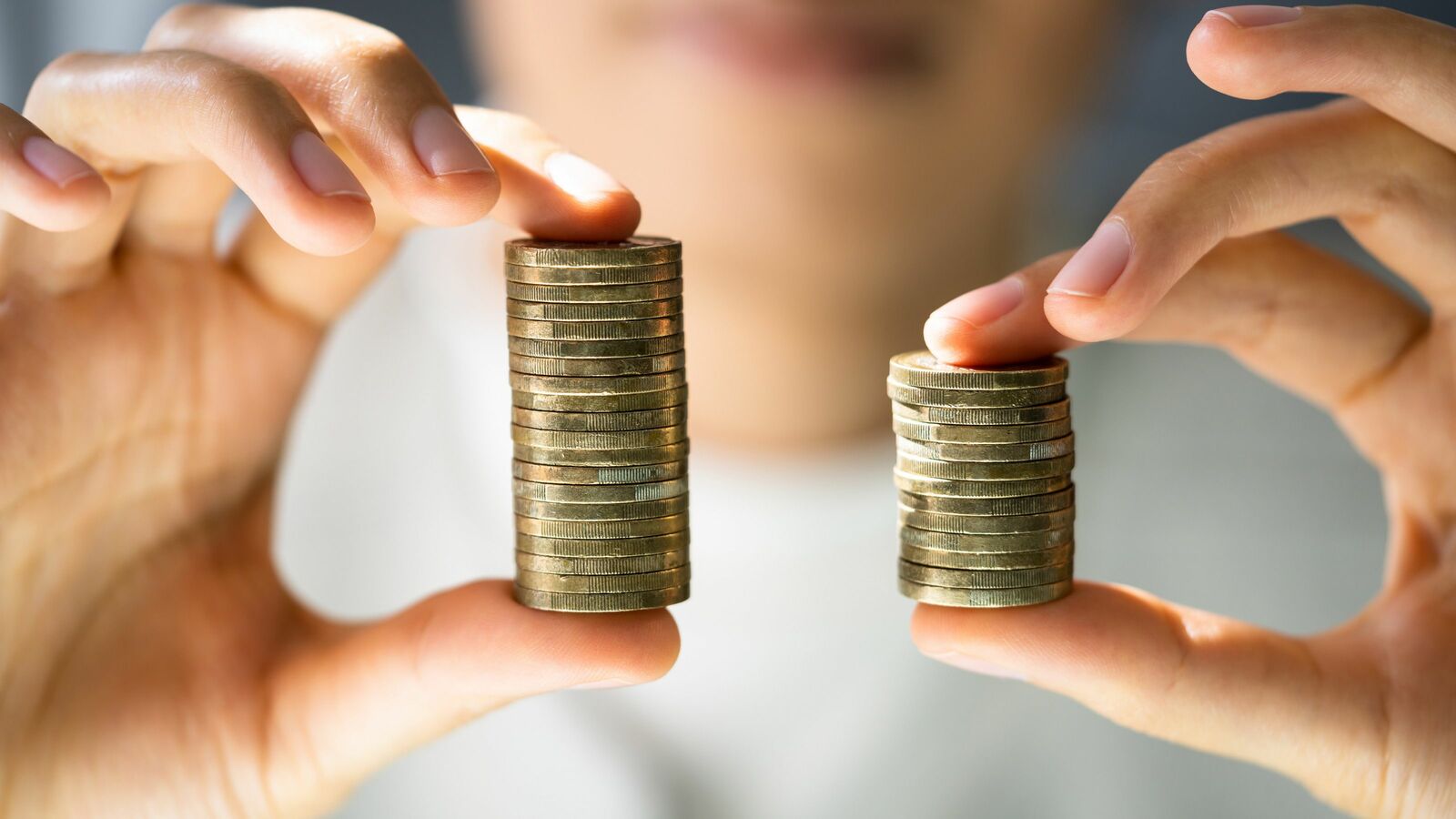 年収100万円妻と200万円妻で世帯の｢生涯手取り｣に2200万円の差…老後2000万円問題が一気に吹き飛ぶ家計戦略 年収の壁で就労調整することで起きる生涯所得への影響を試算