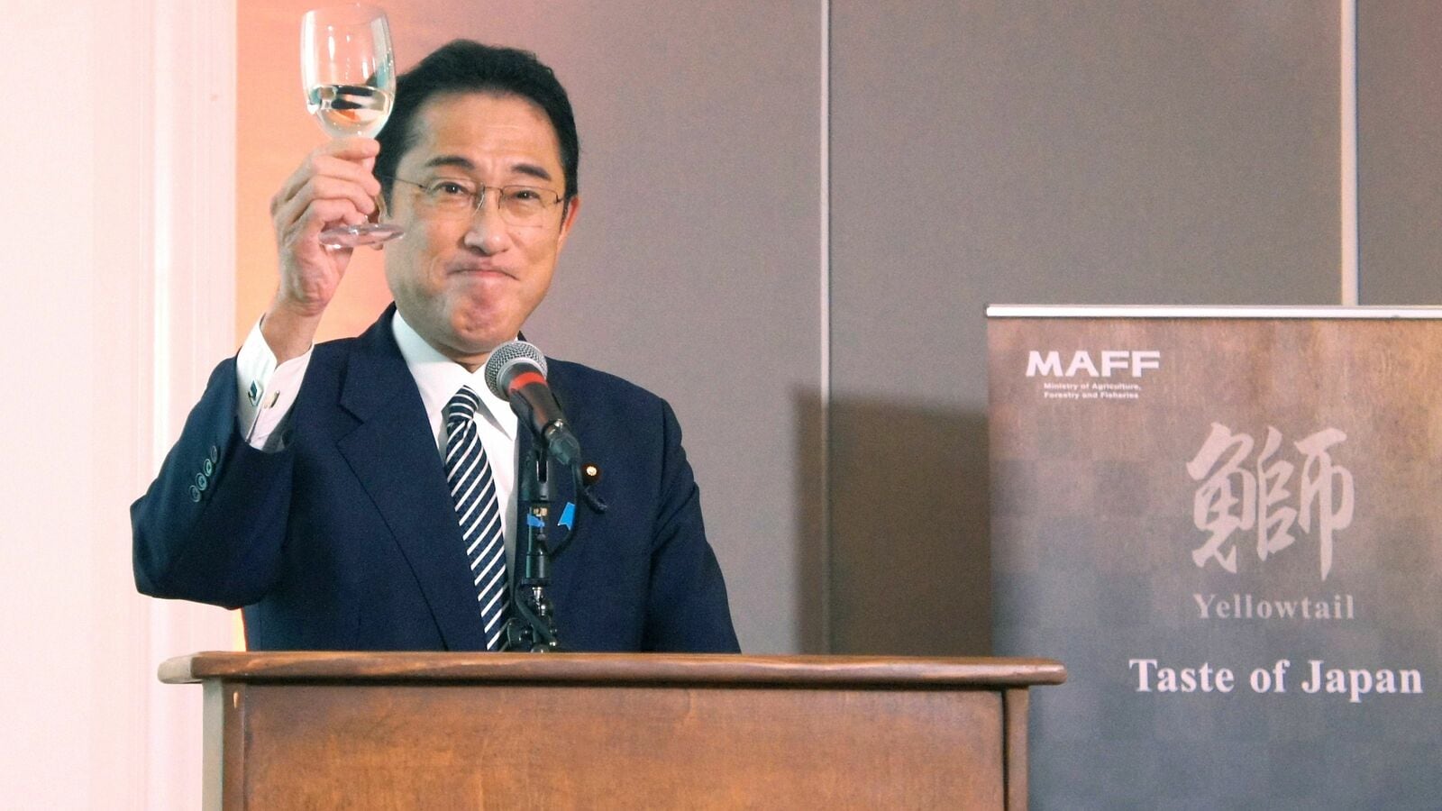 豊かな高齢者にも5万円の現金給付…岸田政権の｢黄金の3年間｣は国民にとって｢悪夢の3年間｣になる 誤った経済･金融政策で｢無敵の人｣が大量発生する
