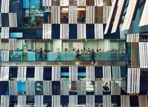 市役所なのに、来場者年120万人！「アオーレ長岡」