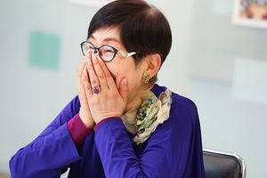 「独立する意思が会社にバレちゃって……」ユーモアたっぷりに話してくれる。