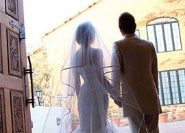 なぜ人は「結婚しないと幸せになれない」と錯覚するのか