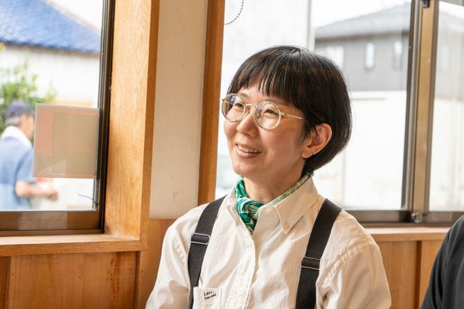 インタビューを受ける礼さん