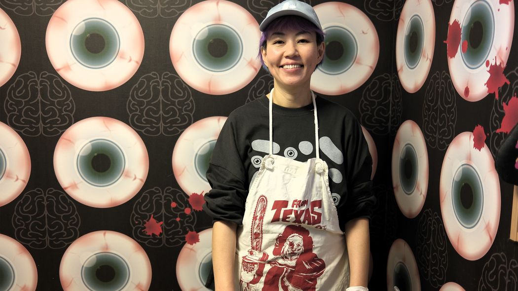 閲覧注意の目玉ゼリー､脳みそケーキ､指クッキー…注文殺到｢グロすぎるお菓子店｣を立ち上げた女性店主の来歴 ひとり娘に｢キャラ弁を作ってほしい｣と懇願されて…