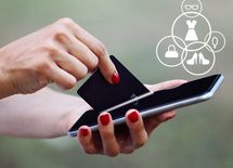 楽天が「第4の携帯」として成功する条件