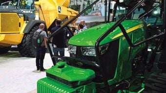 日本の製造業の勝ち筋がはっきり見えた…｢農機のアップル｣常識破りの戦略とは