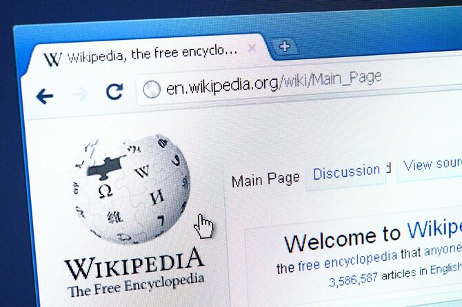 ブラウザに表示されたウィキペディアのページ