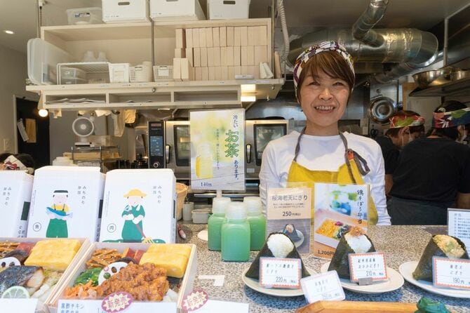 「みちのり弁当」(名古屋市西区)の店長・岡村菜穂子さん