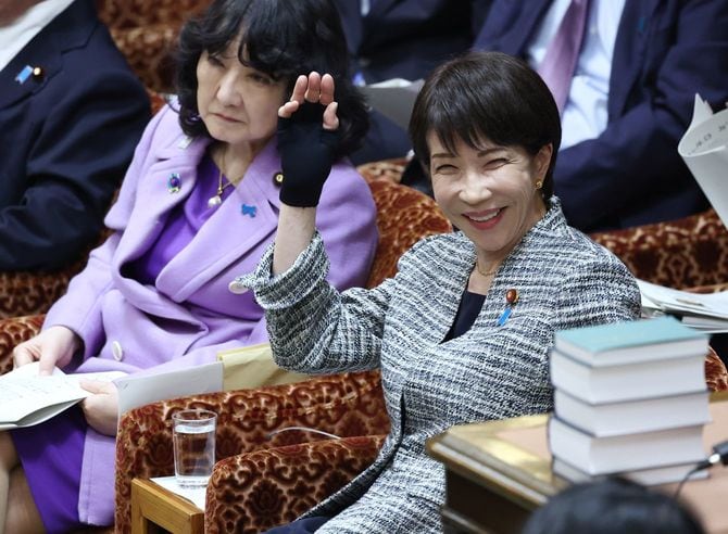 高市首相は政治的詐術をやめるべき