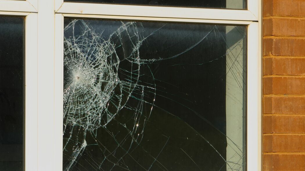 15歳までは｢言葉｣で教えるな…｢子どもが割った窓ガラスはしばらく放置せよ｣とルソーが説く深い理由 早い発達は害悪であり､遅れは利益である