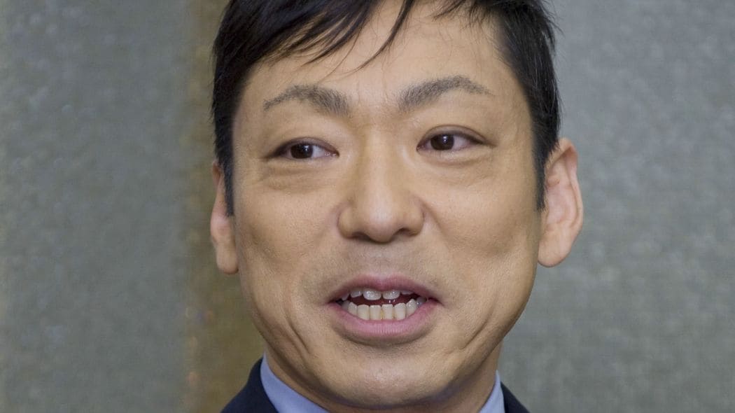 ブラを剥ぎ取られても…｢それぐらいホステスの仕事の範囲だろう｣香川照之擁護の声が絶えない本当の理由 鈴木涼美｢ホステスと居酒屋店員の時給差に含まれるもの｣