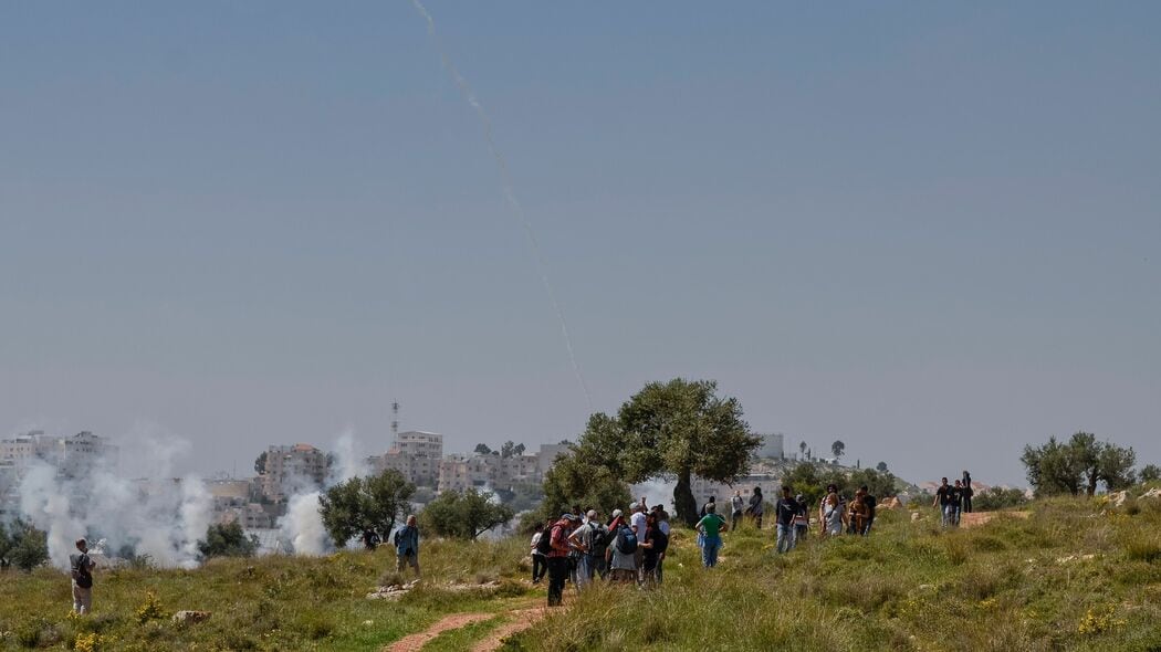 爆撃の下で約束された｢未来｣――ガザで結婚を夢見た若者たちの戦争のリアル