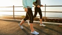 ｢外出するのが面倒くさい｣はヨボヨボ老人のサイン…身体のコリや痛みがスーっと消えていく正しい歩き方