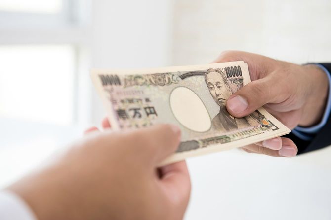 日本円