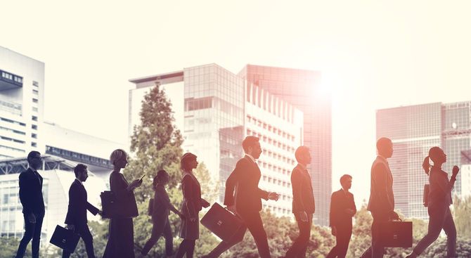 多くのビジネスマン