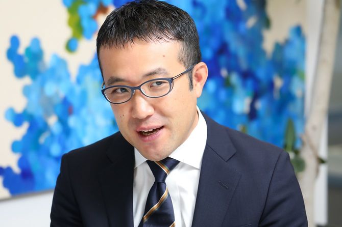 星野編集長