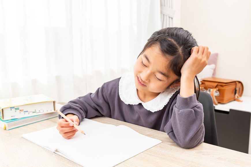 勉強が苦手な女の子