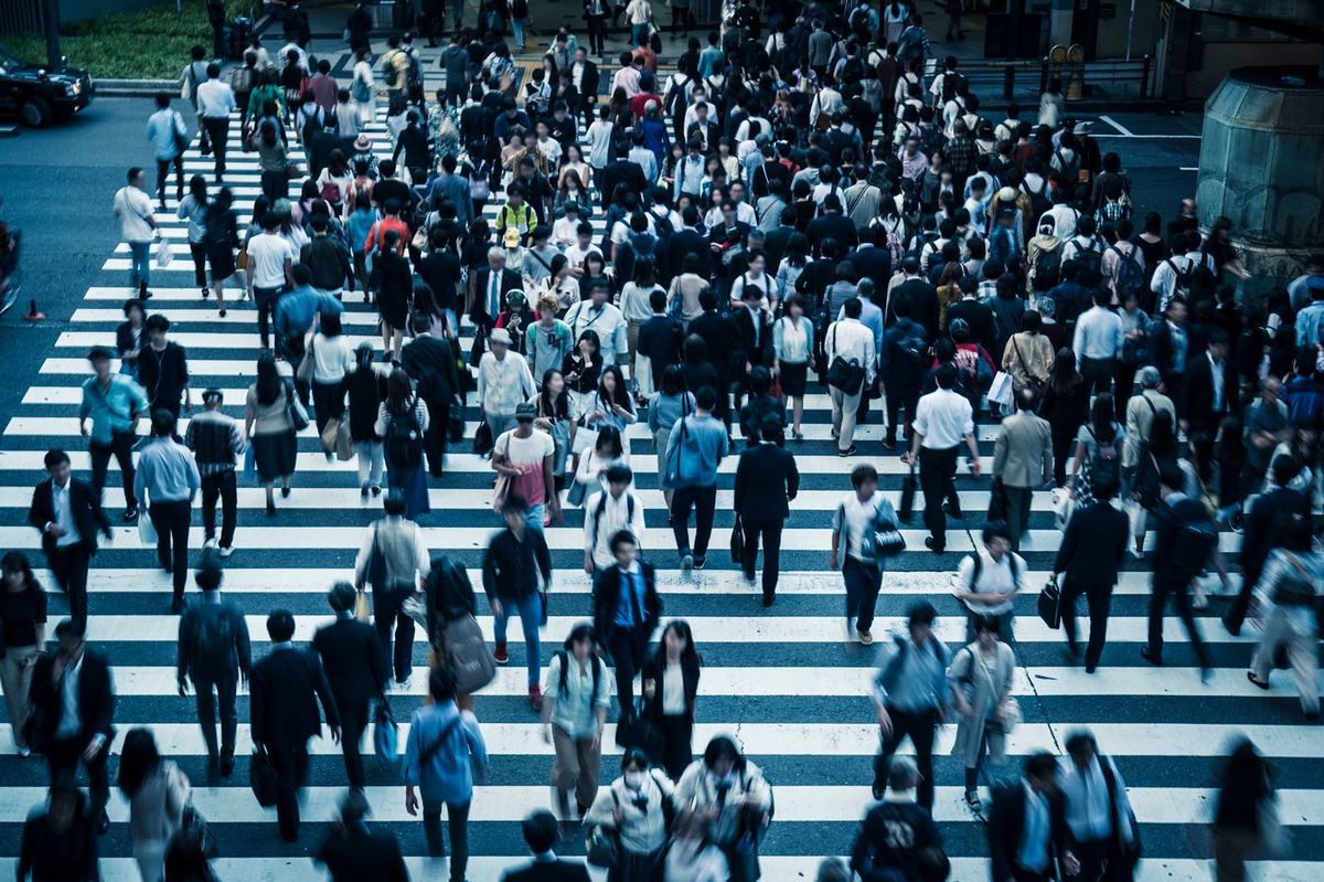 横断歩道と日本の人々