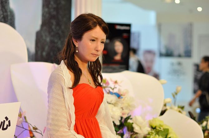 遠隔操作型女性アンドロイドジェミノイドF。