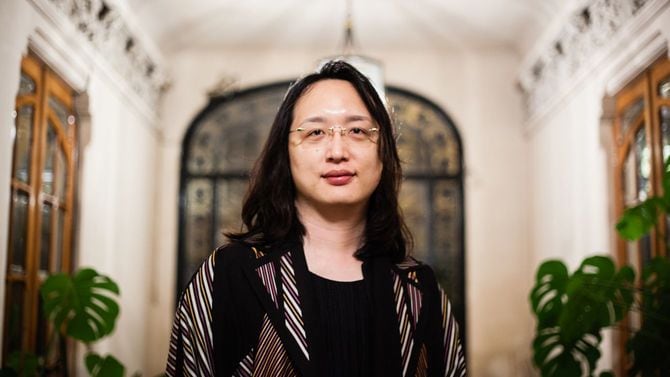 台湾の蔡英文政権において35歳の若さで行政院に入閣したオードリー・タン氏=2016年3月9日