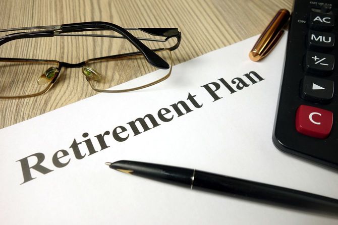 老眼鏡と退職プラン