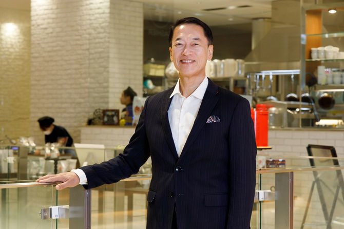 寿スピリッツ社長の河越誠剛(かわごえ・せいごう)氏。1960年、鳥取県米子市生まれ。京都産業大学卒業