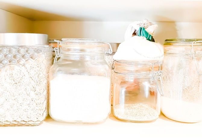 キッチンの収納棚