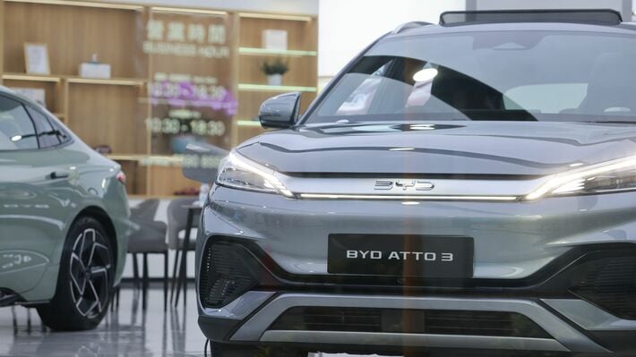 ショールームに並ぶBYD ATTO 3