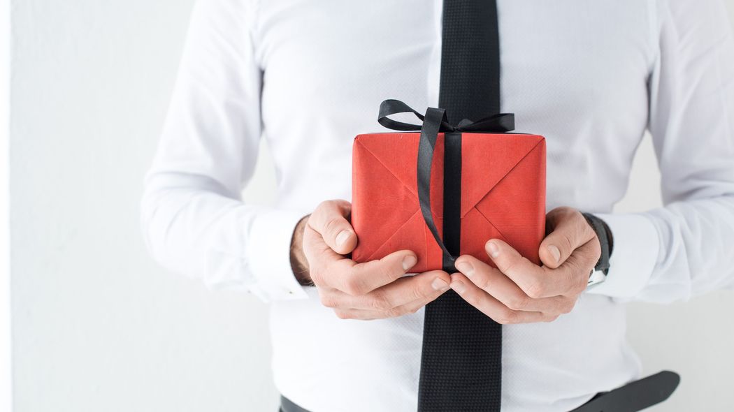 これで私はトップセールスマンになった…営業のプロがここぞの時に用意していた｢必殺の手土産｣ 自分のいないところでも､自分を話題にしてもらえる