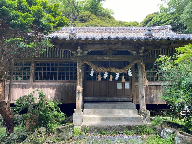 多久頭魂神社では大蔵経が盗まれた