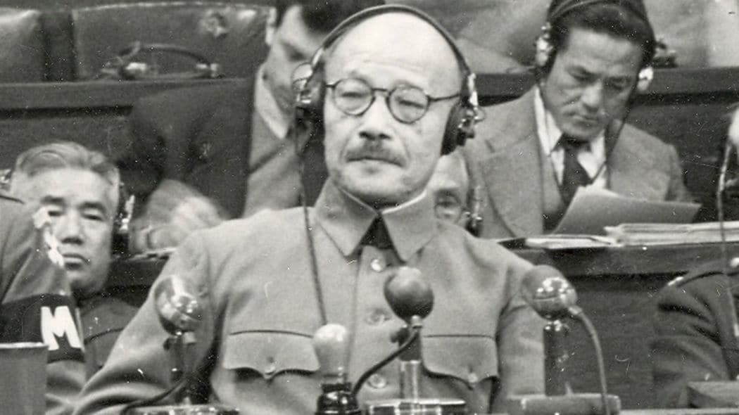 相模湾沖48kmにバラまかれた東条英機ら7人のA級戦犯の遺骨遺灰…処刑→火葬場の"残骸"を盗んだ人物がした事 ｢殉国者｣の墓を巡るGHQと関係者の知られざる行動