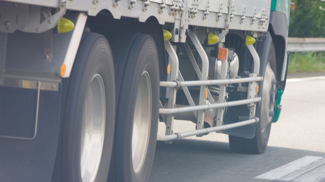 エリート官僚にトラックドライバーの気持ちはわからない…｢長時間労働の禁止令｣に運転手たちが猛反発のワケ 運送業の過労死が｢15年連続ワースト1位｣の根本原因