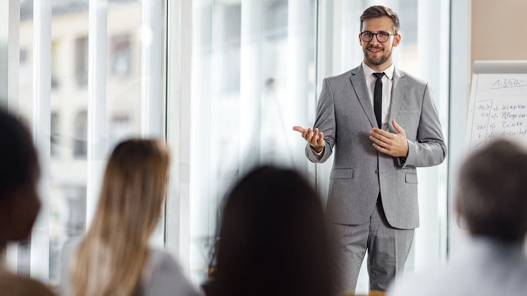 二流社員は｢口｣だが､一流は｢耳｣と共に"ある部位"をフル稼働させる…聞き手を意のままに動かす6つの技術 ｢大きな声でゆっくり話せ｣が今ではイライラされる要因に