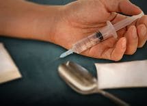 実は自分も「悪魔の誘い」に乗る人は、なぜ乗るのか？