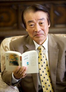 <strong>住金物産 代表取締役社長 天谷雅俊</strong>●1943年、東京生まれ。67年、一橋大学社会学部卒業後、住友金属工業入社。薄板第二部長などを経て、2000年4月に常務執行役員・住友金属小倉社長に就任。その後、代表取締役副社長を経て、05年6月より現職。