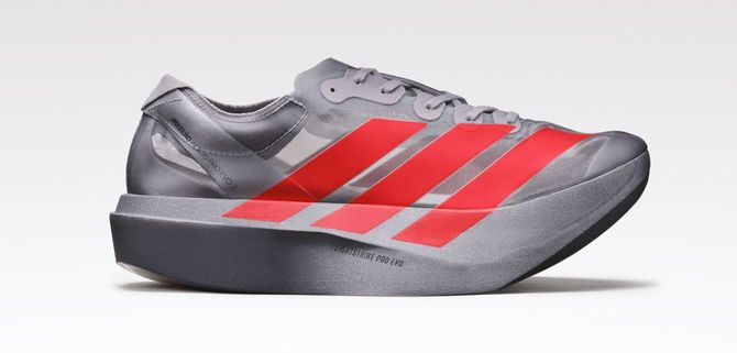 アディダス「ADIZERO ADIOS PRO EVO 2」