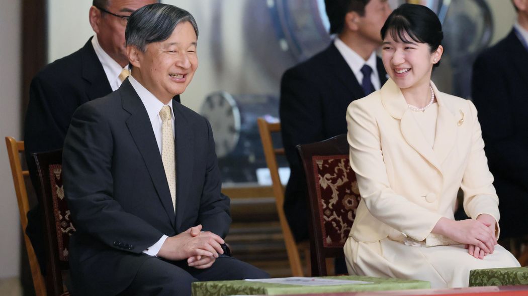 愛子さまの存在感が日に日に増している…島田裕巳｢"65歳父と23歳娘のお忍び"に滲む後継者への布石の可能性｣ 大学の授業が始まった悠仁さまとは対照的