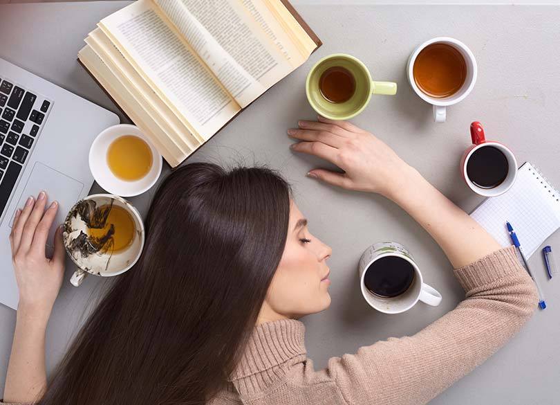 なぜ放置？日本だけ「無制限時間労働」 欧米ではありえない“残業無制限”