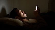 ｢夜間モードだから寝る前のスマホもOK｣は間違っている
