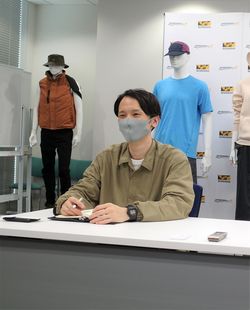 店舗オープンが迫っても余裕の表情の吉田さん。