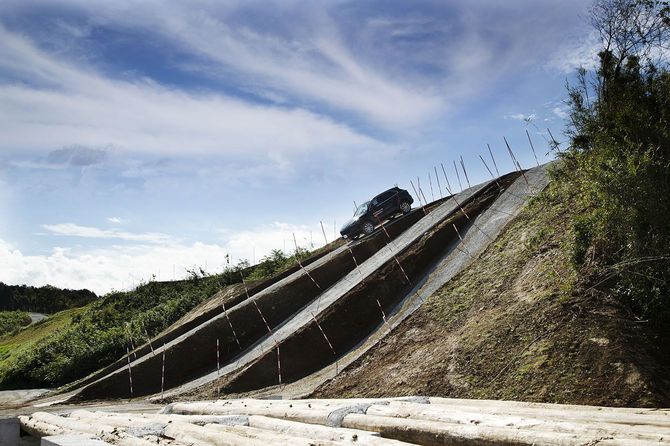 『ポルシェ・エクスペリエンスセンター東京』敷地内