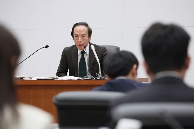 金融決定政策会合を終え、記者会見する日本銀行の植田和男総裁＝2024年3月19日、東京・日本橋本石町の同本店