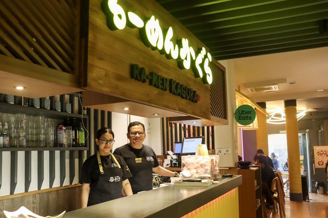 Kaguraの店員さん