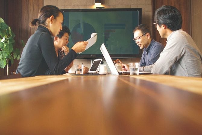 少人数での会議中