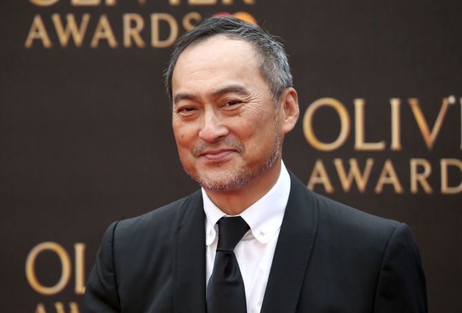 2019年4月7日、イギリス・ロンドンのロイヤル・アルバート・ホールで開催された「オリヴィエ賞2019 with MasterCard」に出席した渡辺謙