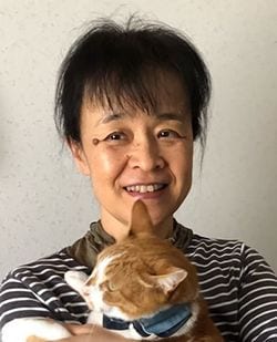 畝山智香子・立命館大客員研究員。国立医薬品食品衛生研究所の安全情報部長を務め、この春、定年退職した（本人提供）