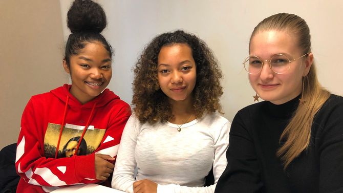 「NY Future Lab ミレニアル・Z世代研究所」のメンバー。(右から)メアリー、キサラ、ミクア