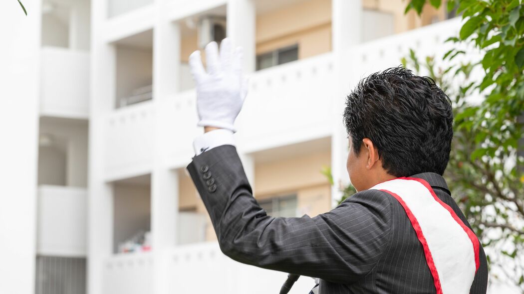 伊藤忠を辞めて"クリーンな市長"になった男の誤算…｢年収1500万円｣でも妻が不満をぶちまけたワケ だから住宅ローンがまだ残っている