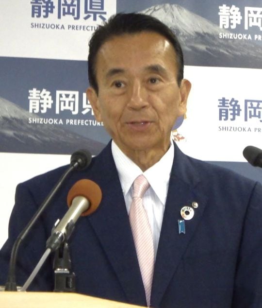 5月29日就任会見の鈴木知事