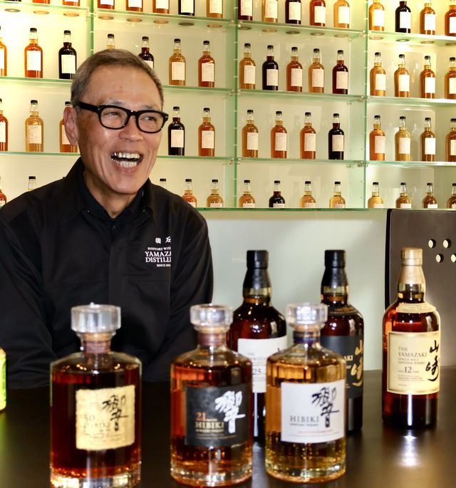 「週末の姿は見せられない」と笑う、輿石さん