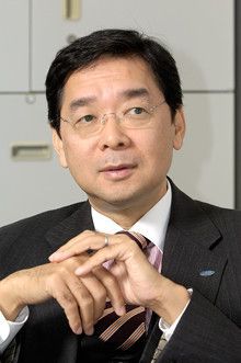 住宅購入予定などライフステージに応じて賢く選択しよう<br><strong>小宮コンサルタンツ 小宮一慶</strong>●経営コンサルタントとして活躍。著書に『お金を知る技術 殖やす技術』など。